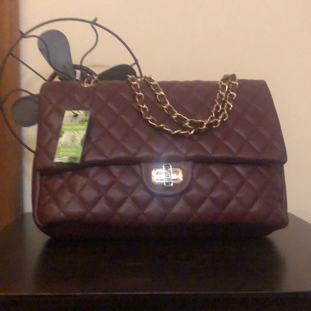 NWT Badgley Mischka Plum Quilted Shoulder Bag
